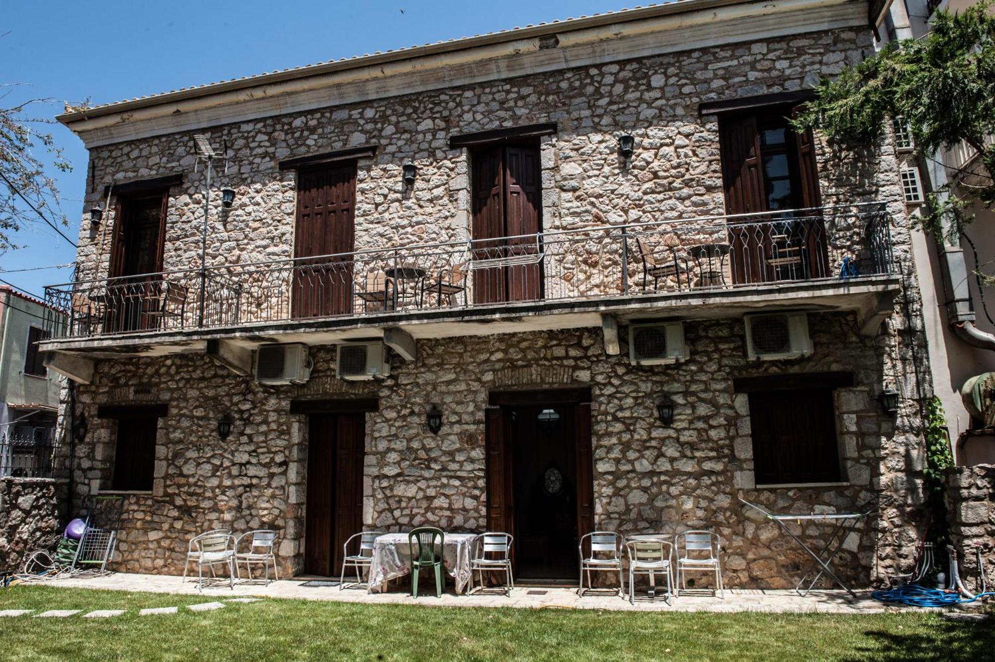 Seafront Stone Suites Vonitsa Exterior foto