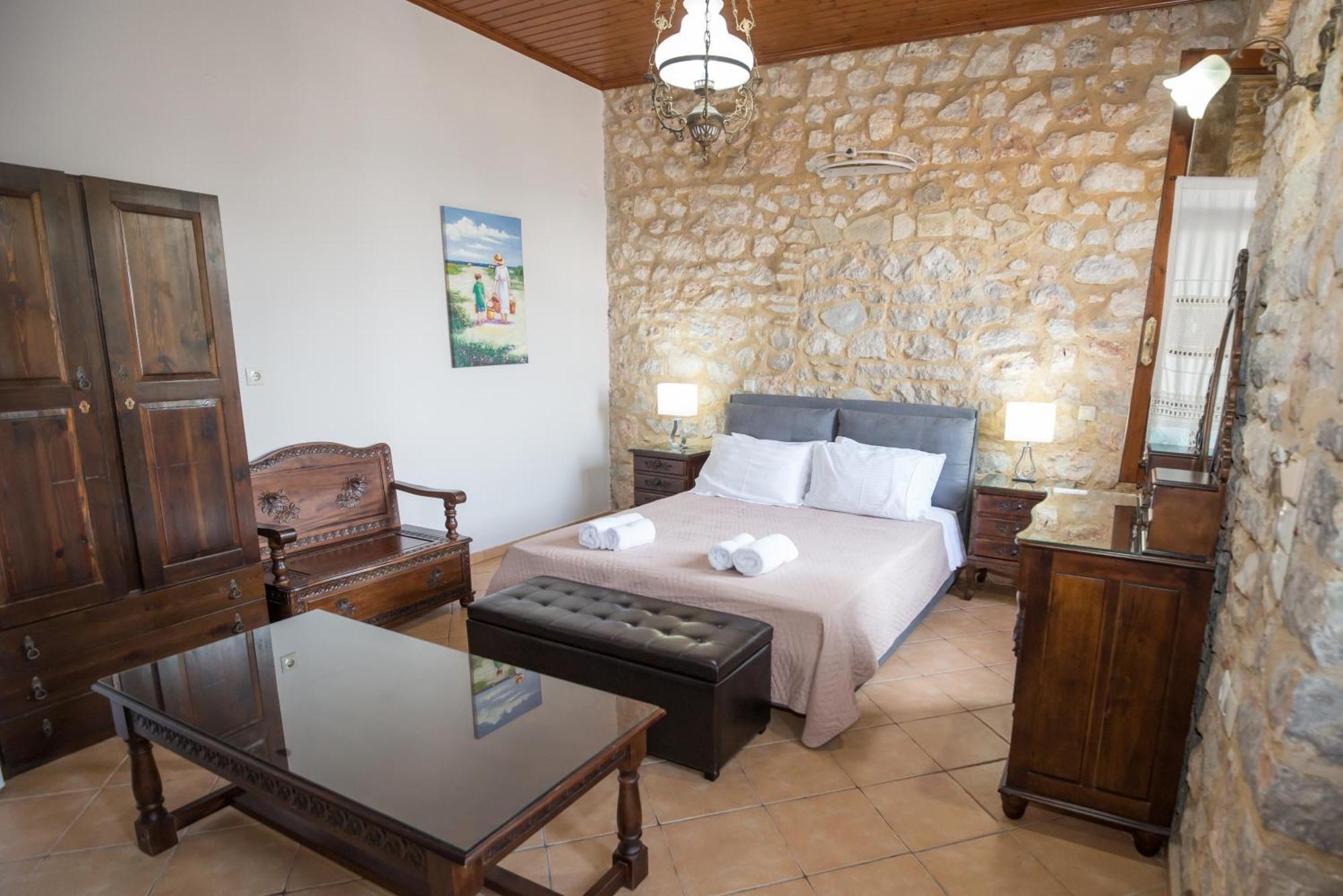 Seafront Stone Suites Vonitsa Exterior foto