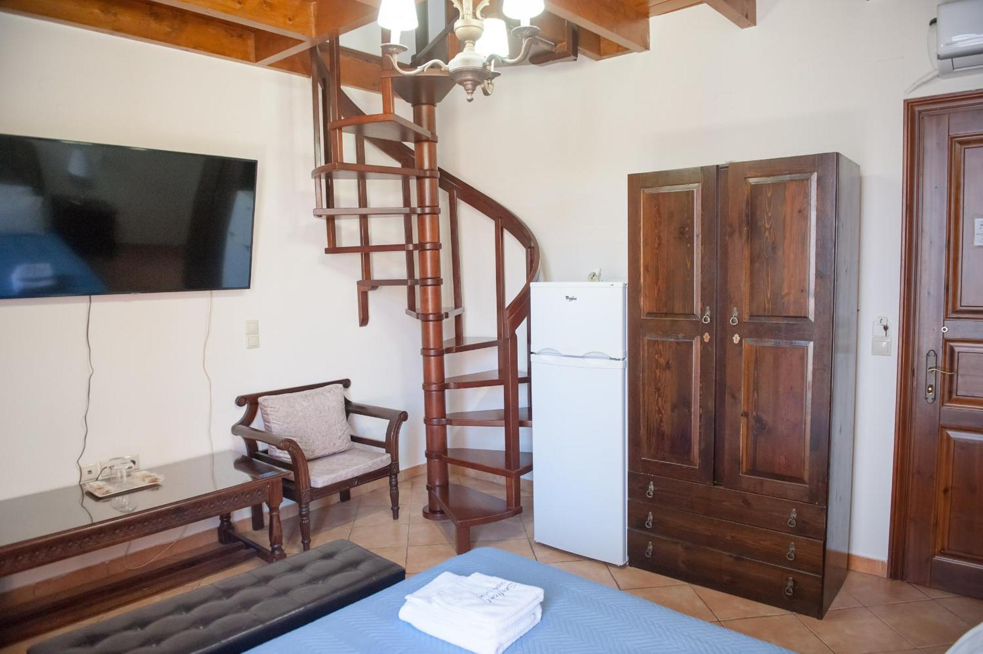 Seafront Stone Suites Vonitsa Exterior foto