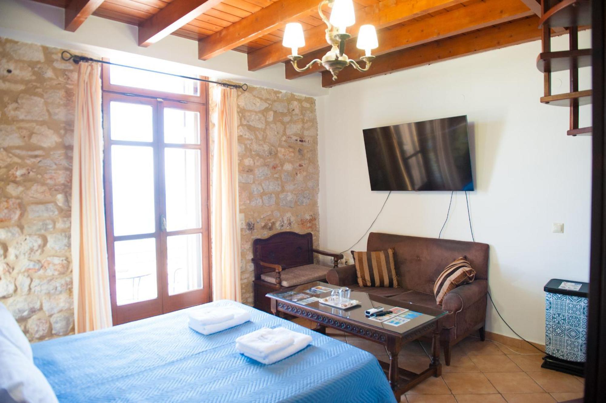 Seafront Stone Suites Vonitsa Exterior foto