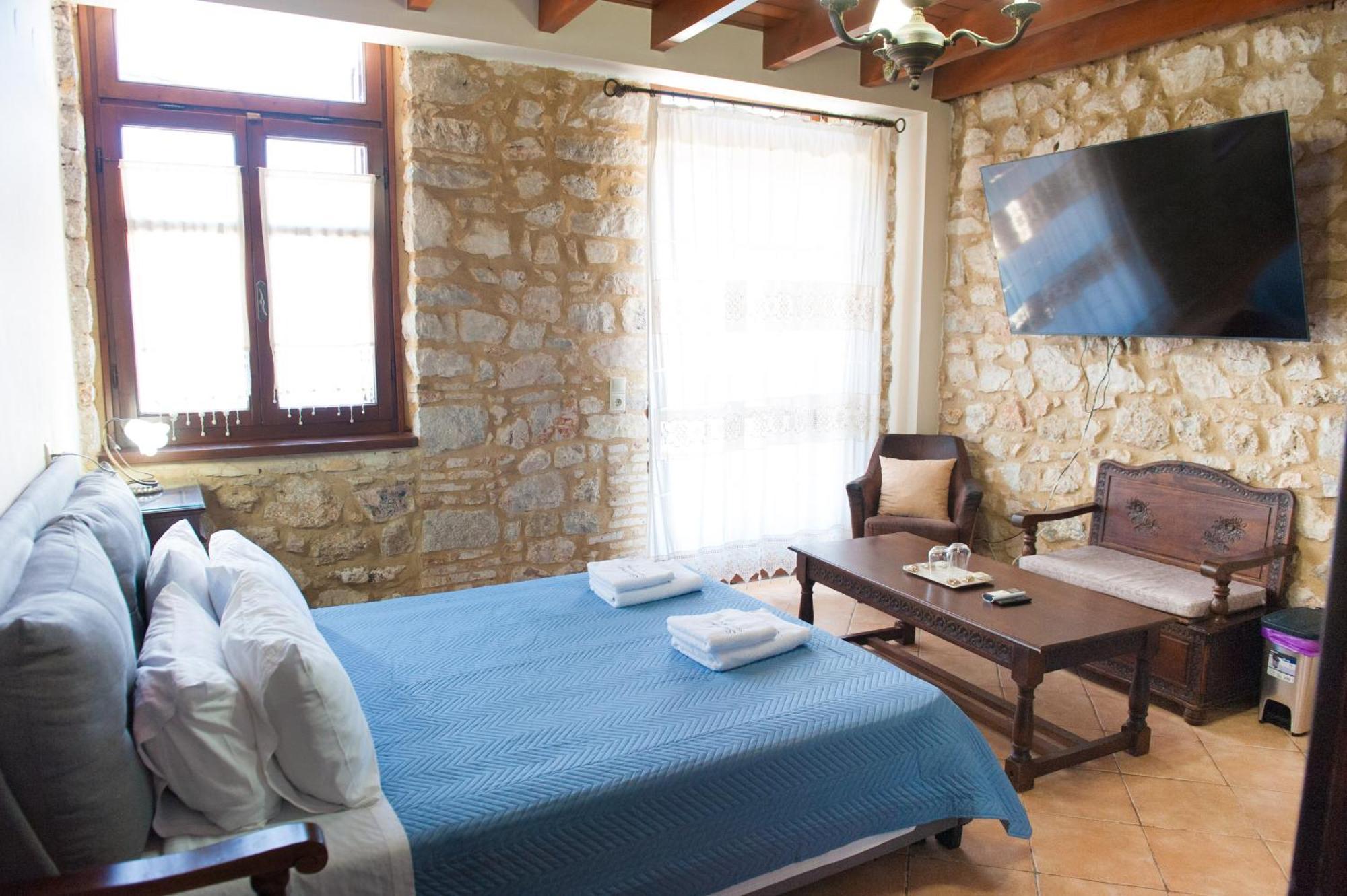 Seafront Stone Suites Vonitsa Exterior foto